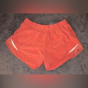 Lululemon Mid-Rise Hotty Hot Shorts Long